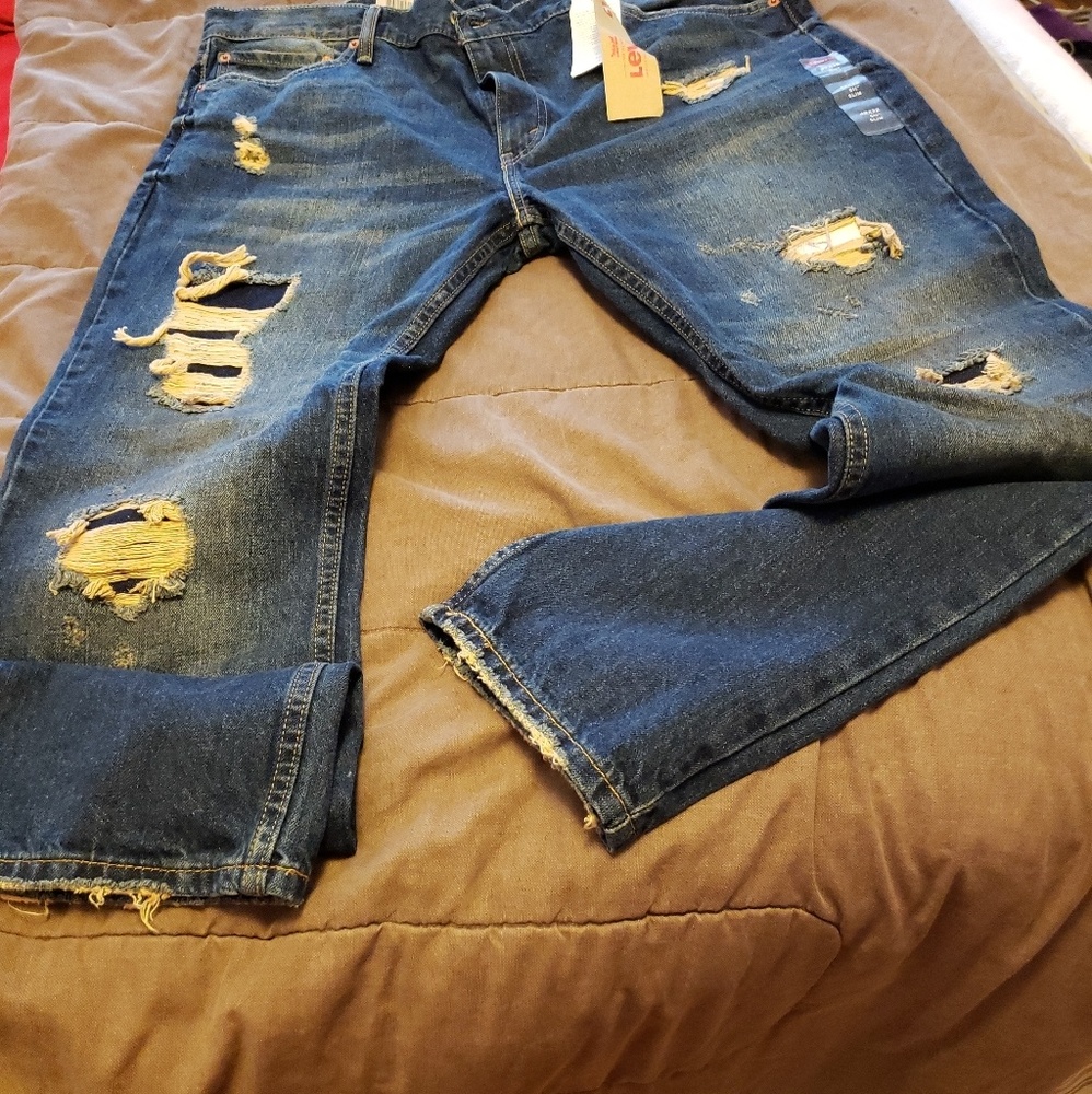 Men Levi's